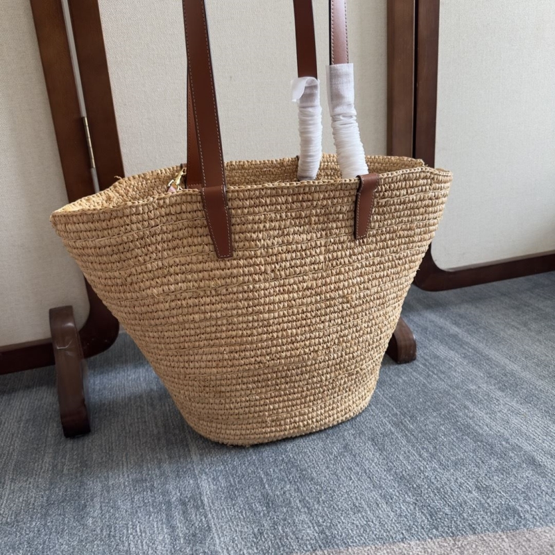 Ce1i*e bucket bags